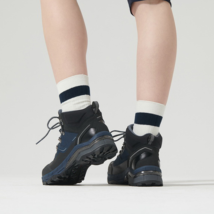 China Wholesale Custom Brand Waterproof Climbing Outdoor Hiking Shoes For Men